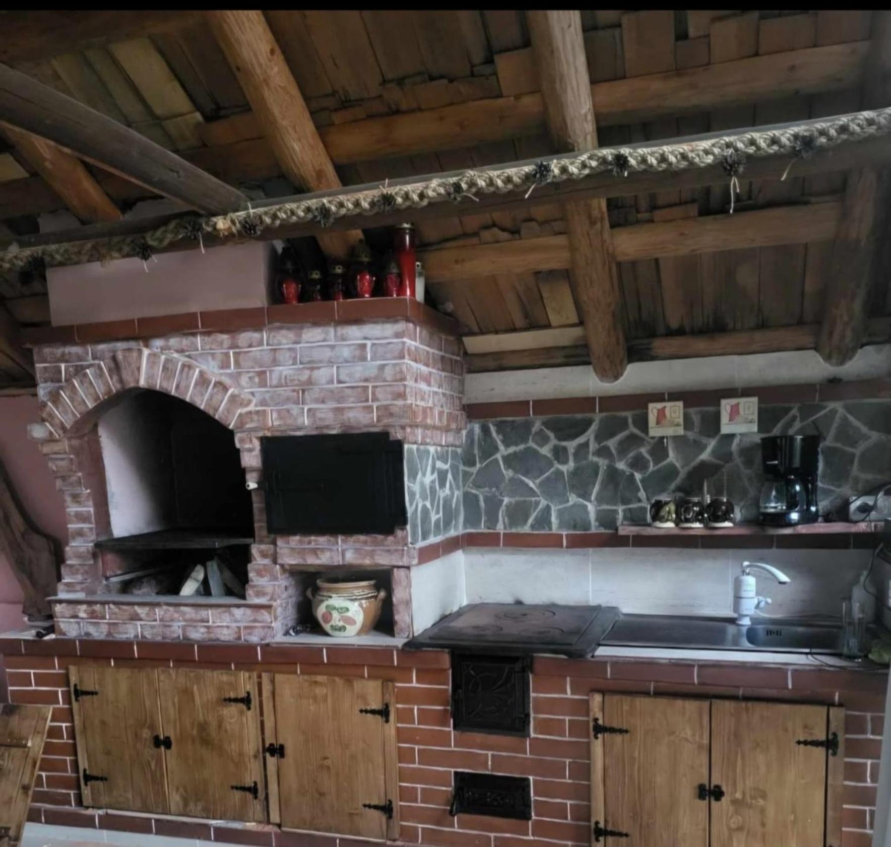 Pensiunea Agroturistica Bradet Brosteni Exterior foto